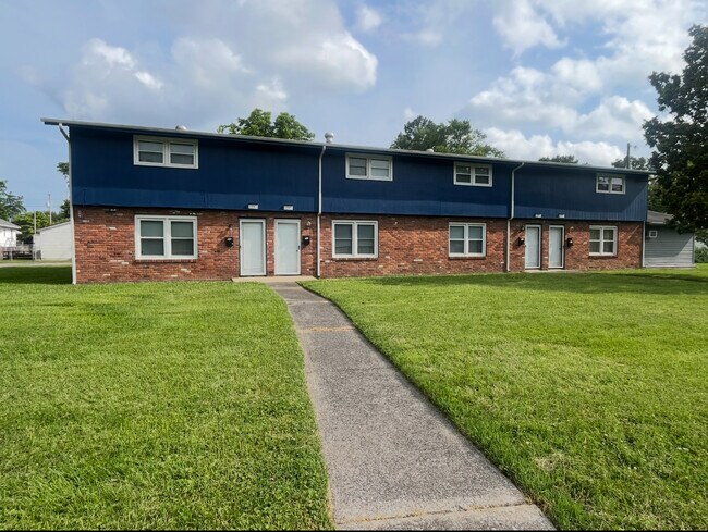 Building Photo - 1950 Park Ave