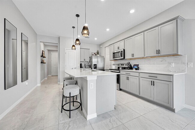 Building Photo - 6112 Rancho Ln