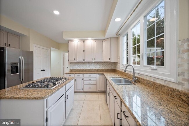 Building Photo - 1324 Pleasant Meadow Rd