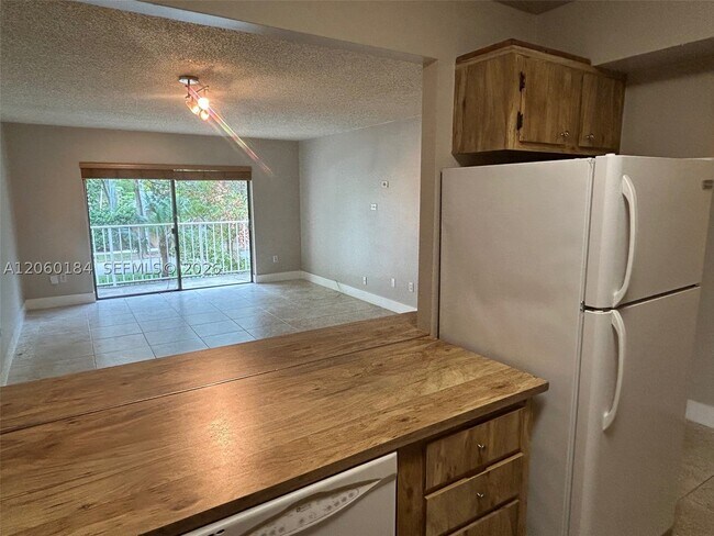 Foto del edificio - 9301 SW 92nd Ave