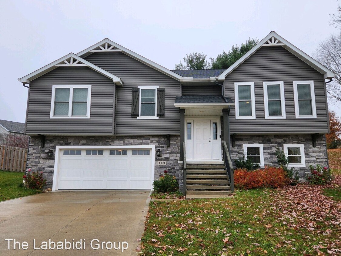 1121 Emorey Cir, Akron, OH 44312 House Rental in Akron, OH