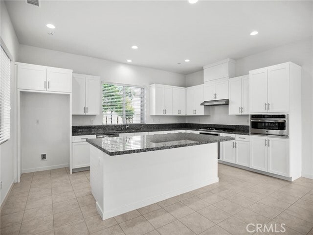 Building Photo - 117 Menkar