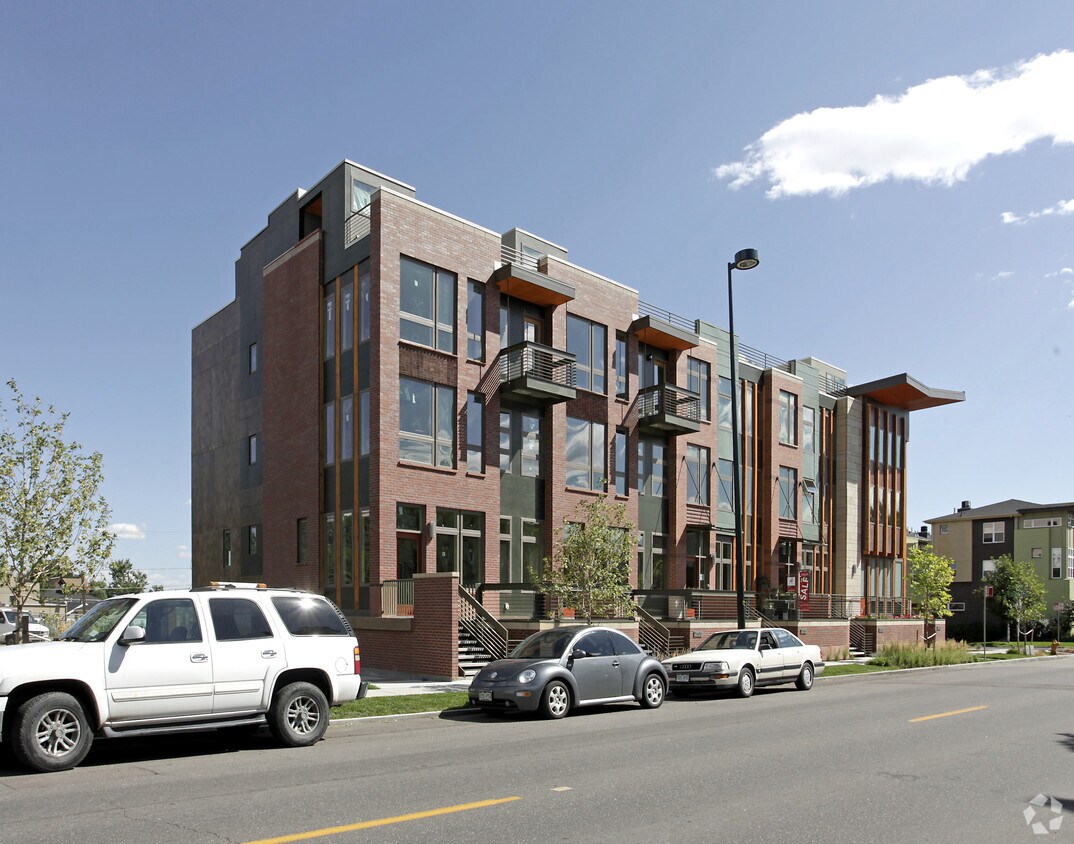 Building Photo - 3400-3408 Tejon St