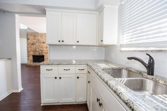 Building Photo - 2236 Irwin St