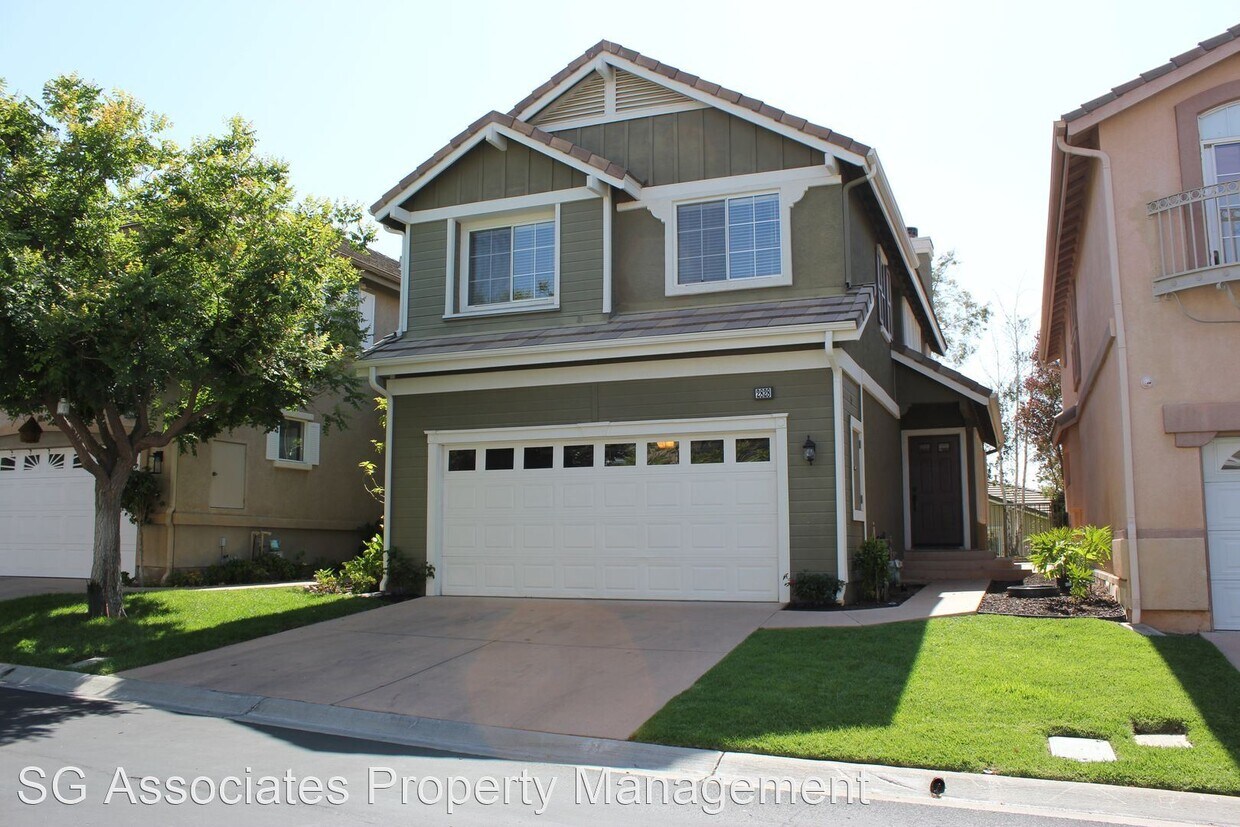 Primary Photo - 3 br, 2.5 bath House - 2828 Capella Way