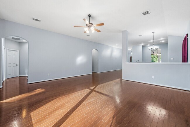 Building Photo - 26907 Squires Park Dr