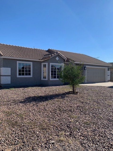 Building Photo - 14735 S Charco Rd