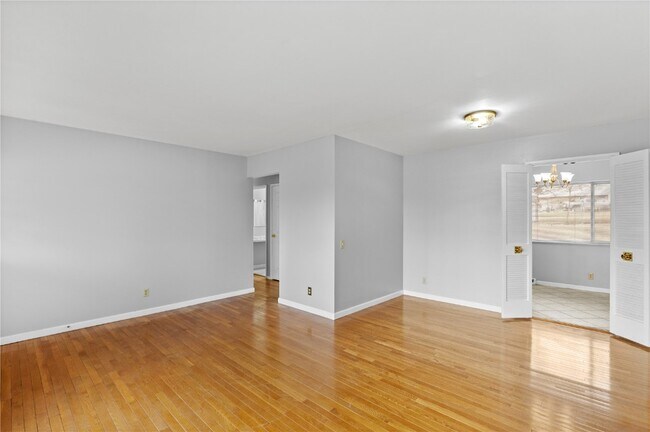 Building Photo - 4645 Tauneybrook Dr