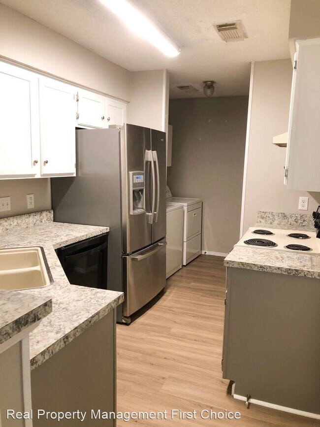 Foto del edificio - 3 br, 2 bath House - 6621 Sunchase Lane