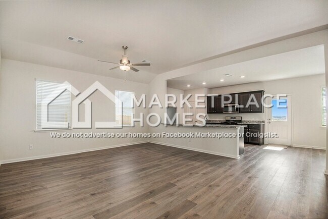 Building Photo - 10925 Gray Mare Dr