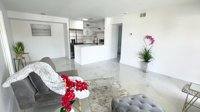 Foto del edificio - 10033 Winding Lake Rd