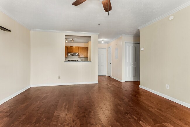 Foto del edificio - 970 Sidney Marcus Blvd NE