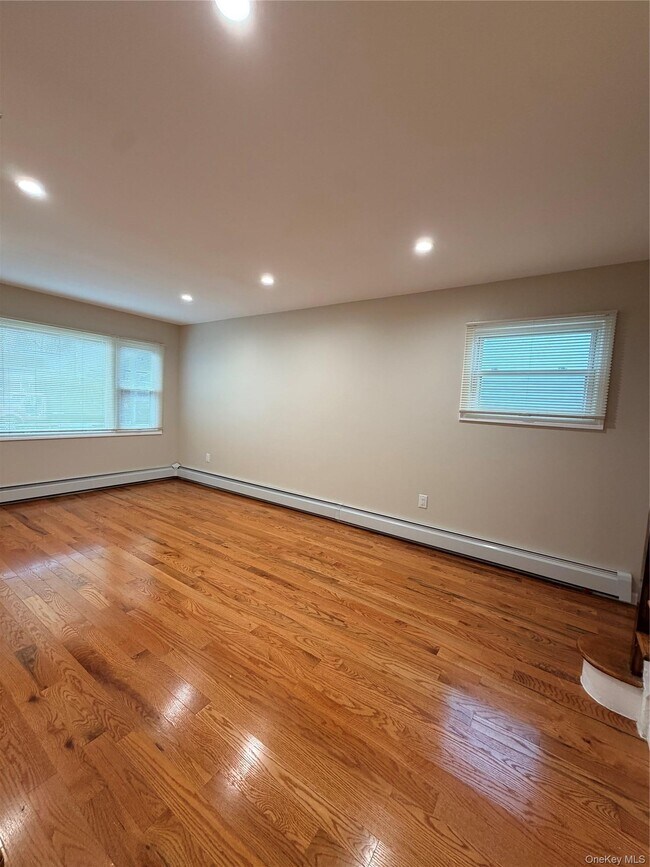 Foto del edificio - 21 W Centennial Ave