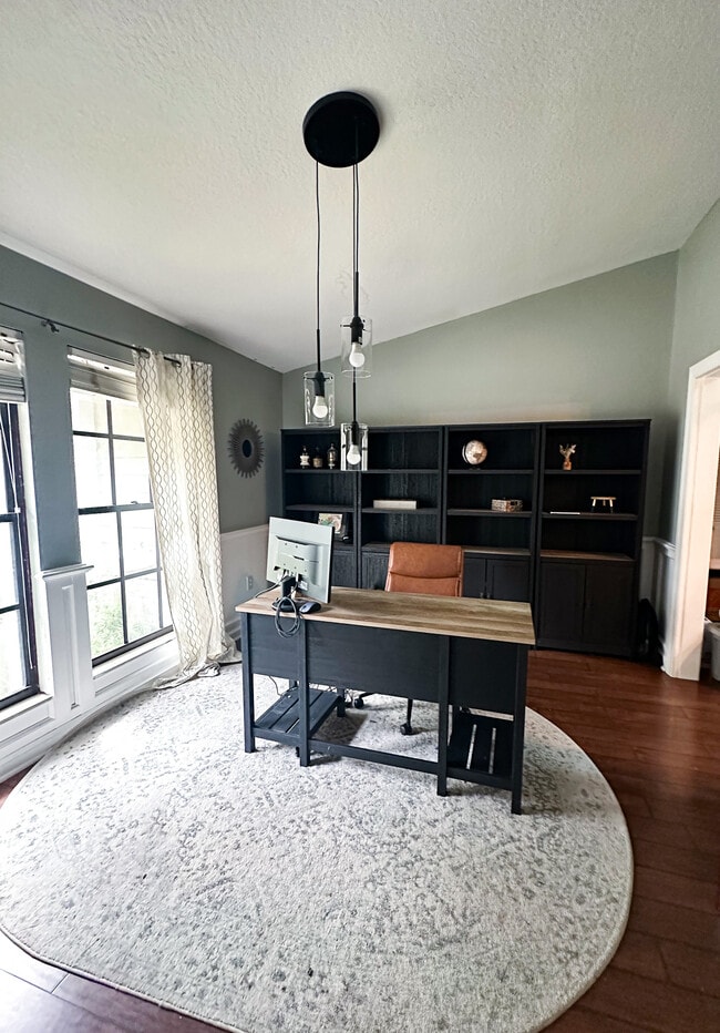 Building Photo - 1577 Compass Ct