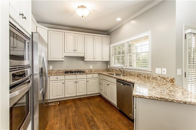 Building Photo - 508 Waterford Dr