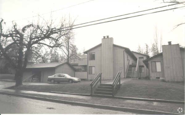 Building Photo - 6835 SW Childs Rd