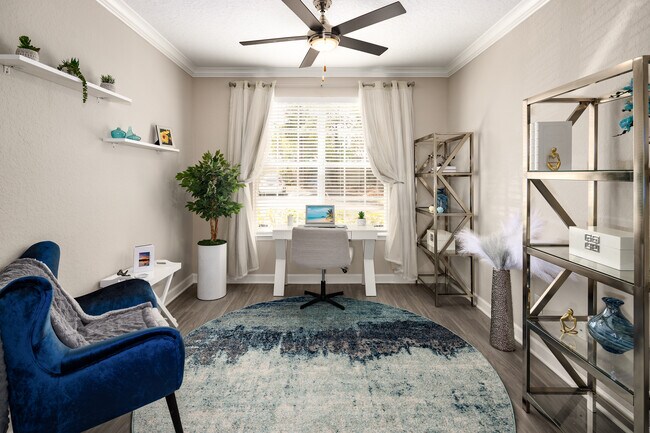 Sala de estar - The Grand Reserve at Park Isle Apartments