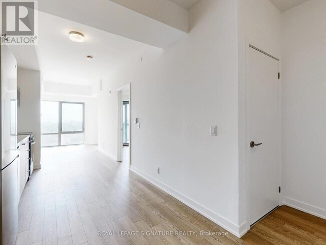 Building Photo - 51 Clarington Blvd