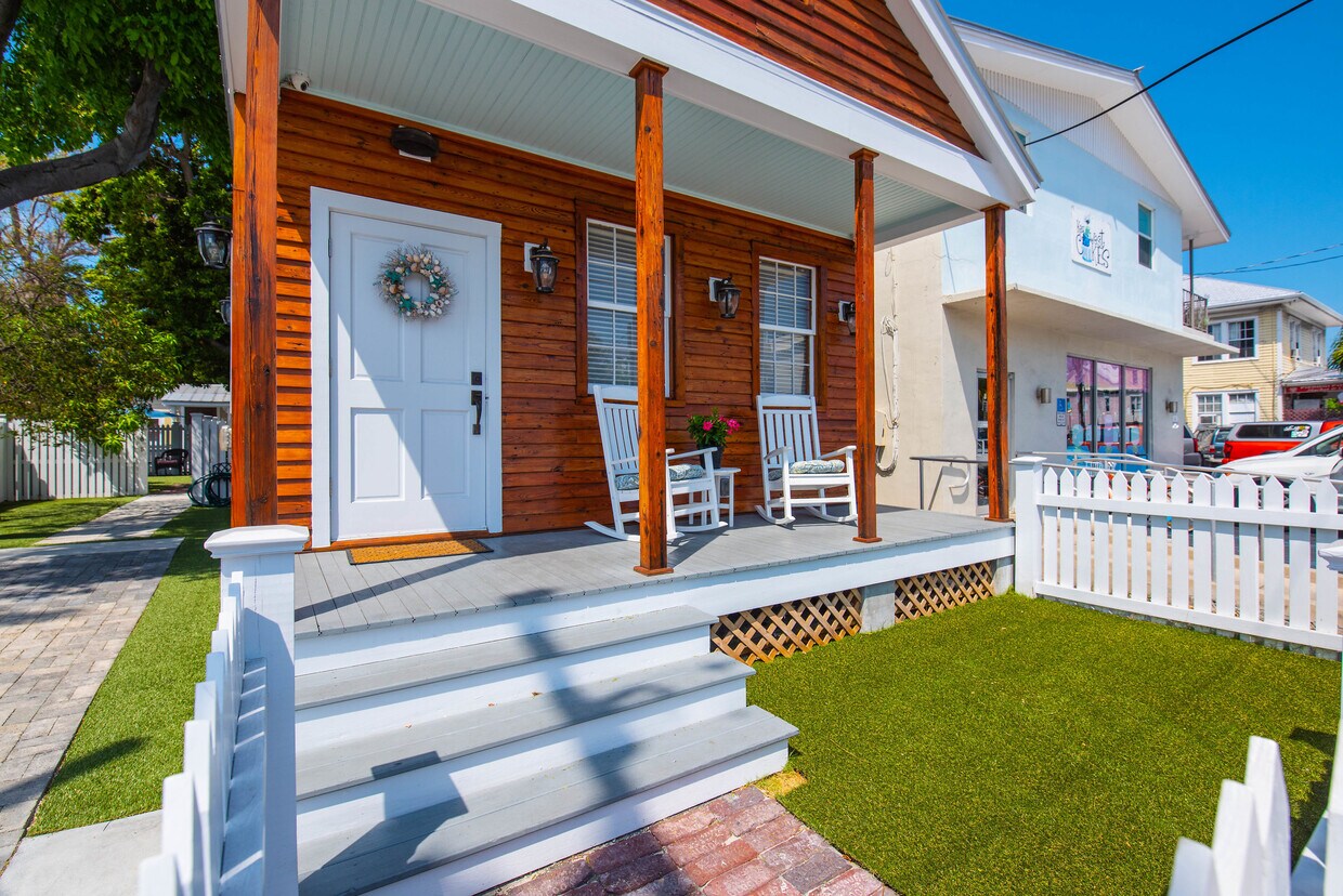 Foto principal - 1018 White St