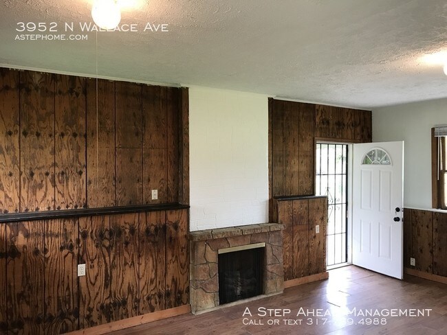 Foto del edificio - 3952 Wallace - 3 Bedroom Move in Ready Home
