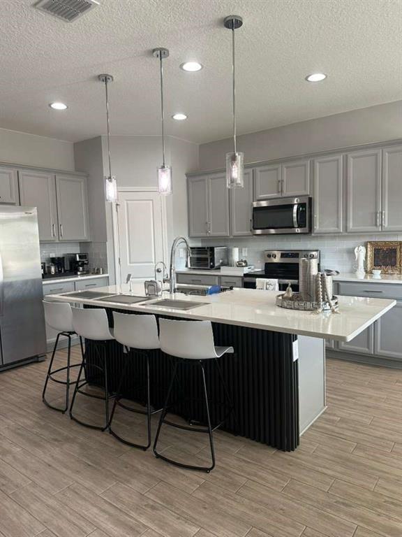 Building Photo - 441 Disa Dr