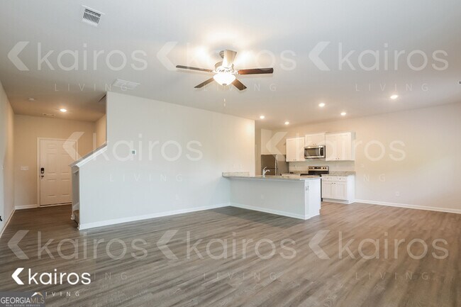 Foto del edificio - 4000 Bridgewood Wy