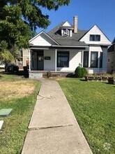 Building Photo - 301 E Nora Ave