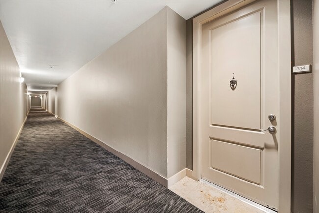 Foto del edificio - 3505 Sage Rd