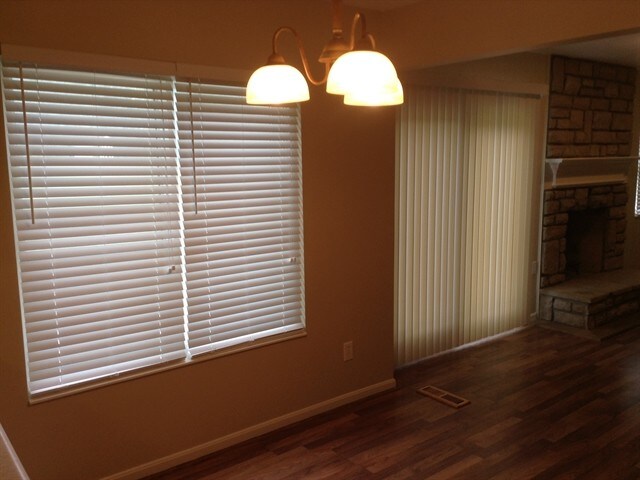 Foto del edificio - 4838 Dartmouth Dr