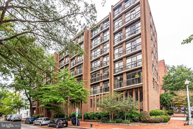 Foto del edificio - 1001 26th St NW