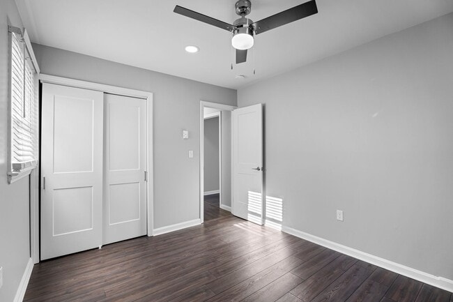 Interior Photo - Camden Square