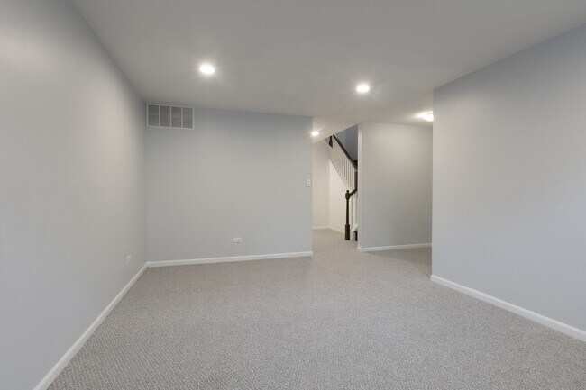 Building Photo - 4154 S Berkeley Ave