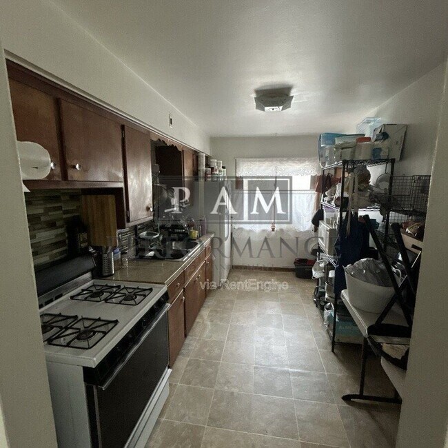 Foto del edificio - 2155 S 102nd St