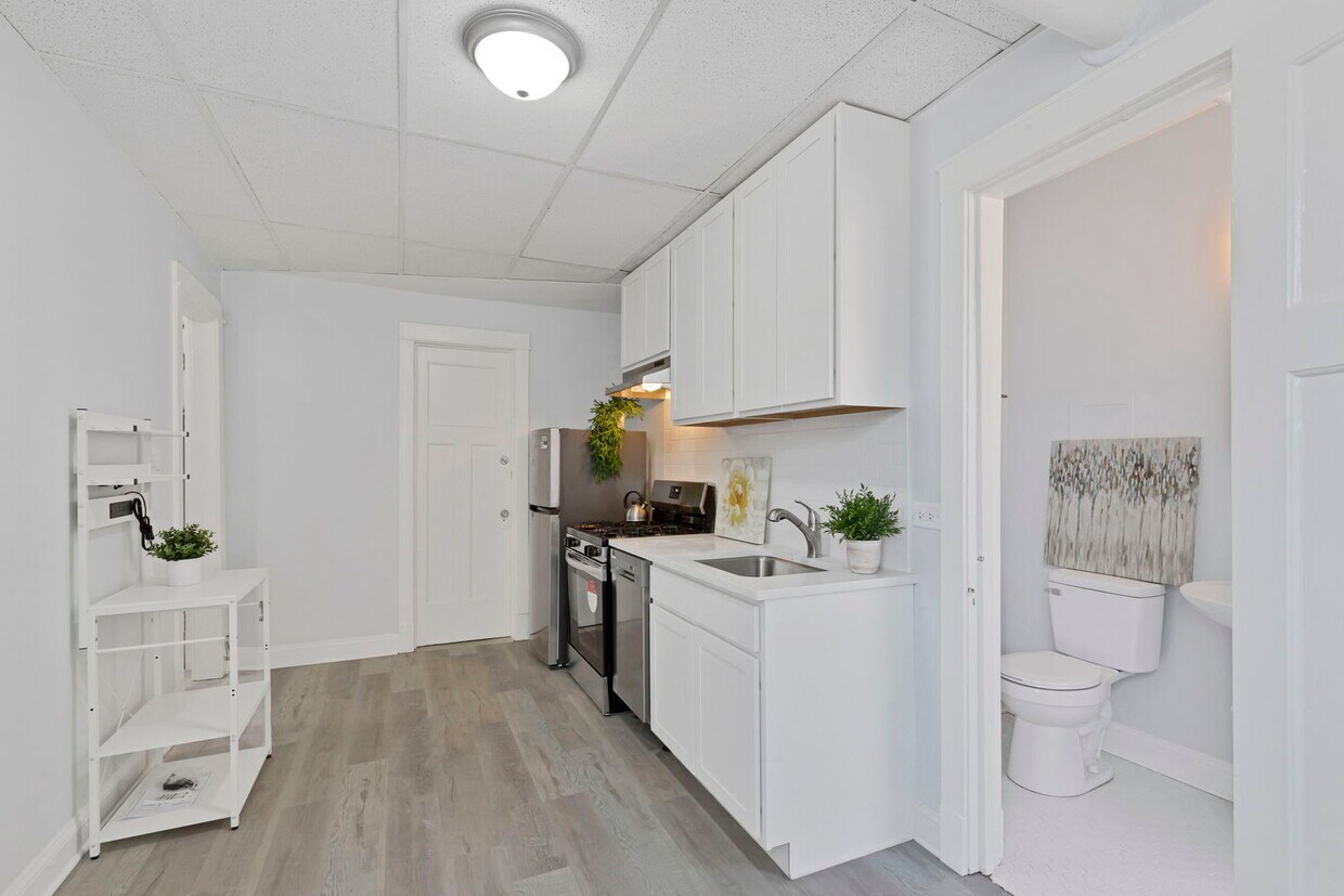 1001 Washington St, Evanston, IL 60202 - House Rental in Evanston, IL ...