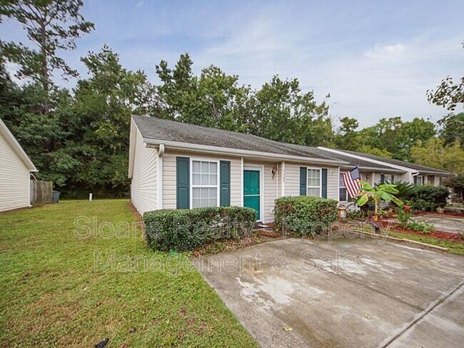 Foto del edificio - 1345 Pinnacle Ln