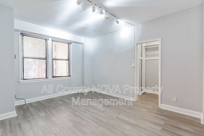 Building Photo - 2515 K St NW