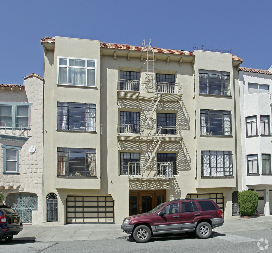 Primary Photo - 44 Cervantes Blvd