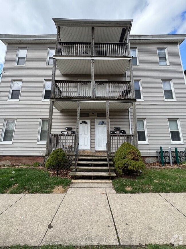 Building Photo - 209-209 Glen St