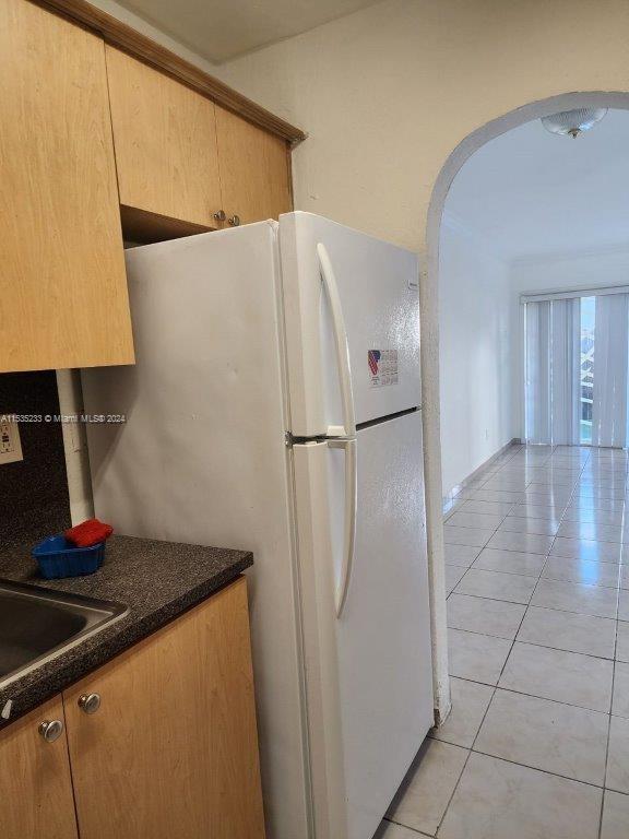 Foto del edificio - 981 NE 169th St