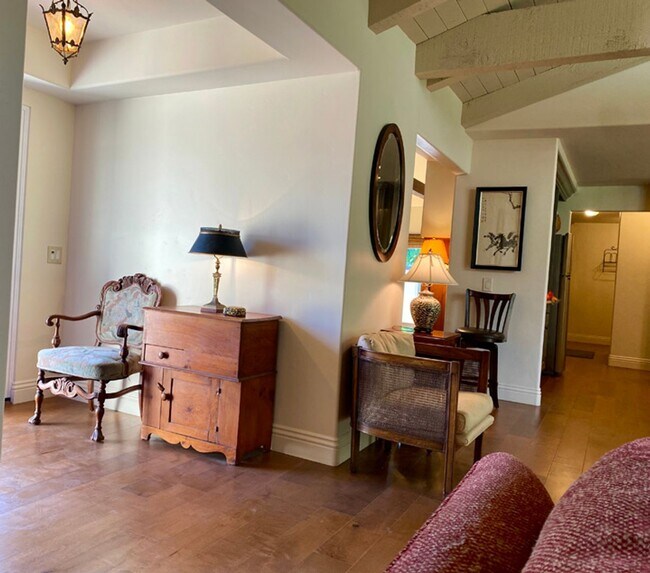 Building Photo - Montecito Oaks Serenity