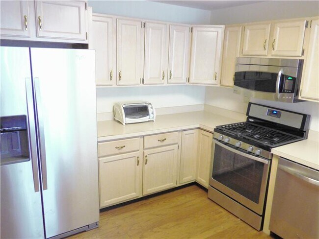 Foto del edificio - 702 Timberbrooke Dr