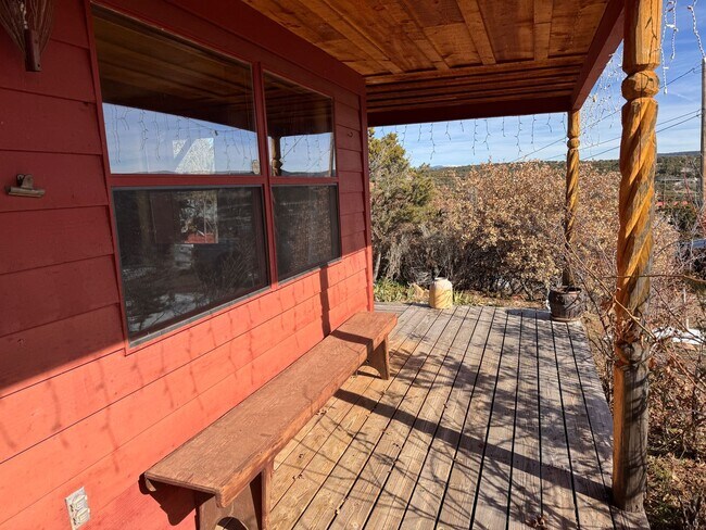 Foto del edificio - 2 Bedroom, 1 Bathroom Duplex in Santa Fe, NM