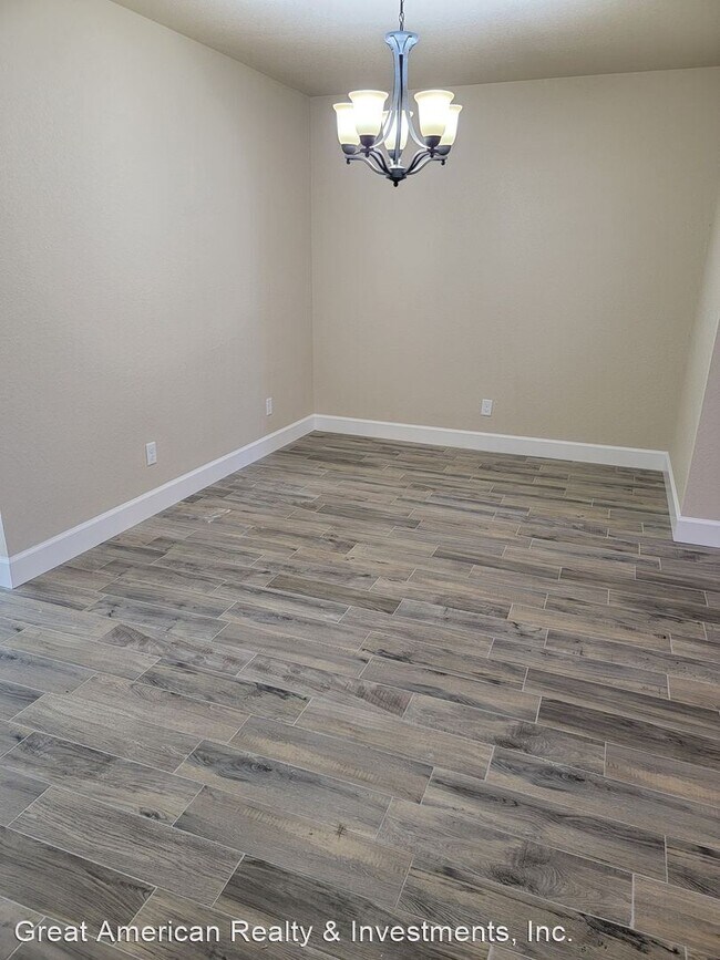 Foto del edificio - 3 br, 2 bath House - 751 N Vermeer Way