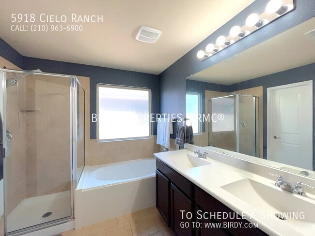 Building Photo - 5918 Cielo Ranch