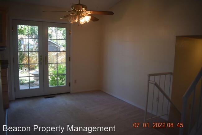 Building Photo - 3 br, 1 bath House - 8867 W. Toller Ave