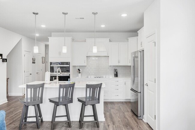 Building Photo - 5115 Double Eagle Wy