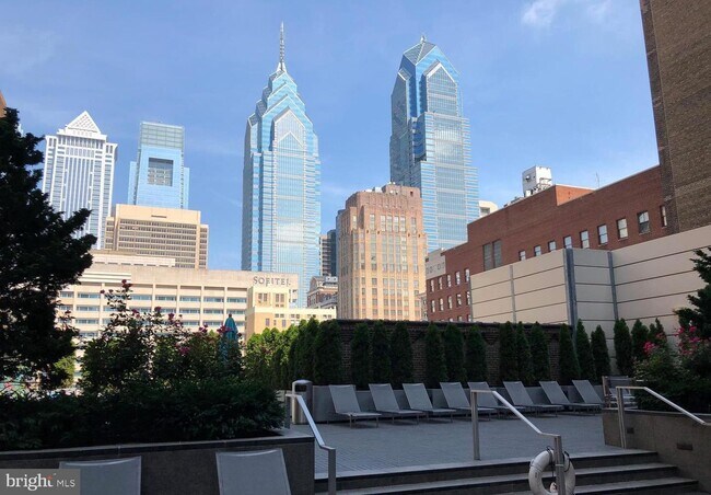 Foto del edificio - 219 S 18th St
