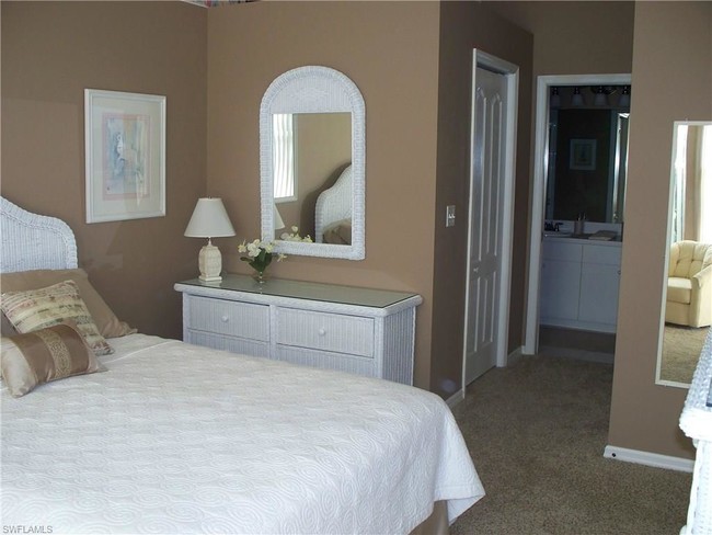 Building Photo - 20674 Country Barn Dr