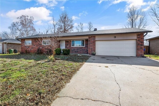 Building Photo - 1306 W Bonnie Ln