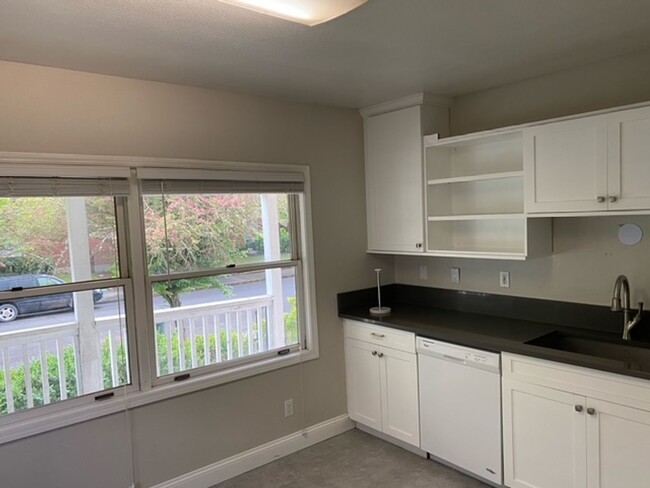 Foto del edificio - 5605 N Bowdoin St